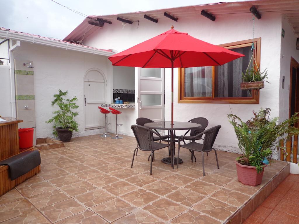 Hotel Zurisadai Puerto Ayora  Exterior foto